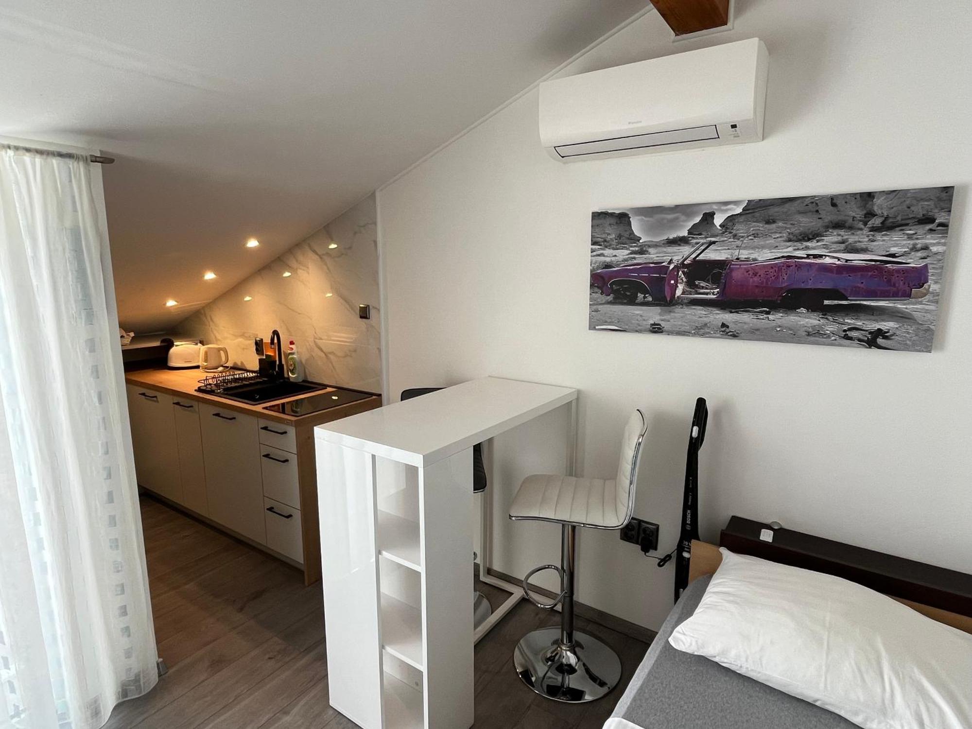 Apartments Lopac Jadranovo Εξωτερικό φωτογραφία