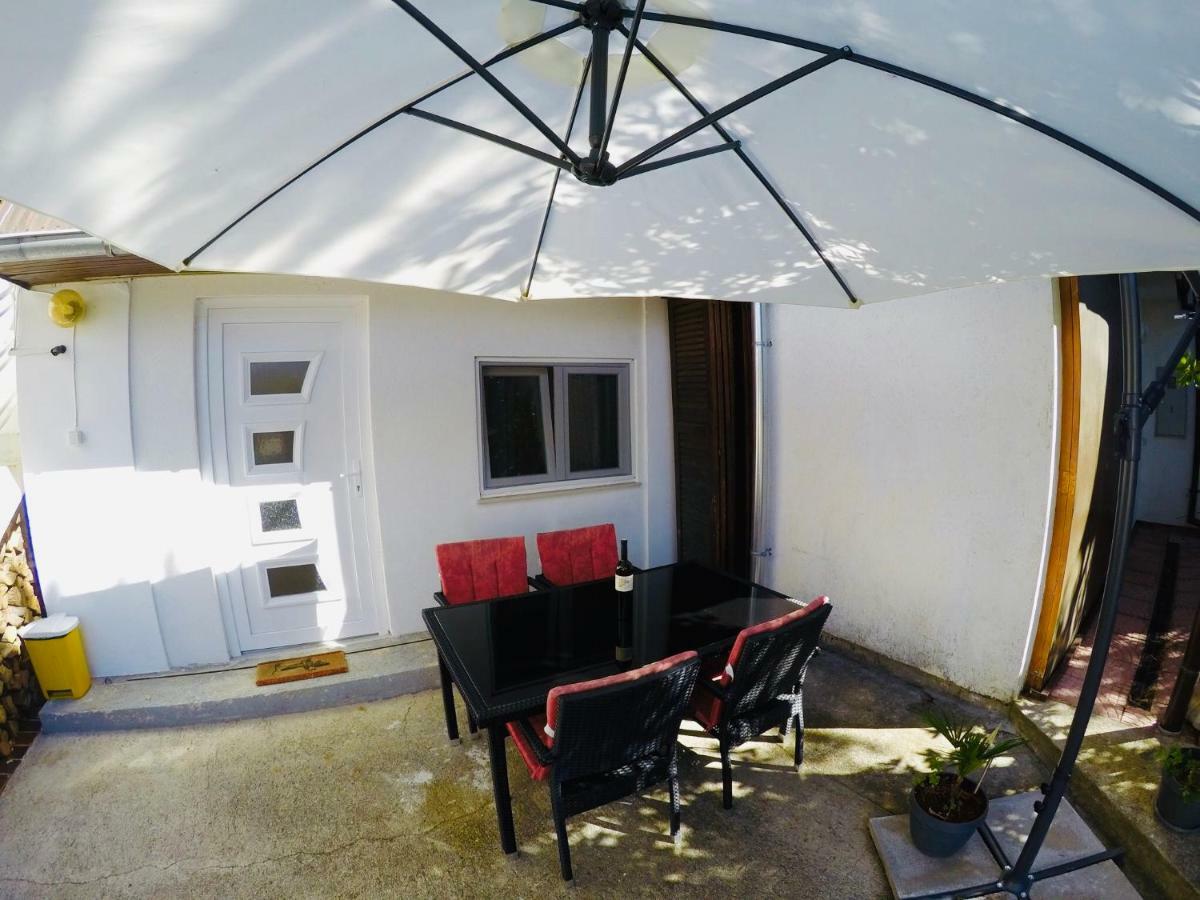 Apartments Lopac Jadranovo Εξωτερικό φωτογραφία
